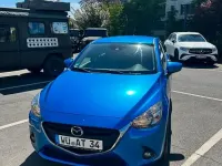 Gebraucht Mazda 2 Exclusive-Line 90 PS (66 kW) 2015 Blau Kleinwagen