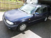 Gebraucht Opel Astra 75 PS (55 kW) 1997 Blau Kombi
