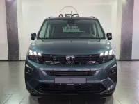 Gebraucht Peugeot Rifter Allure 131 PS (96 kW) 2025 Blau Van / Kleinbus