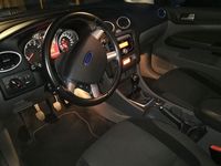 gebraucht Ford Focus Turnier 2.0 16V LPG Ghia