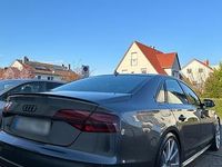 Gebraucht Audi S8 plus Ambiente 605 PS (444 kW) 2017 Grau Limousine