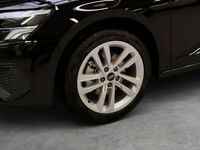 Gebraucht Audi A3 Ambiente 110 PS (80 kW) 2024 Brillantschwarz Limousine