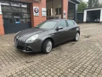 Gebraucht Alfa Romeo Giulietta Turismo 170 PS (125 kW) 2012 Grau Kleinwagen