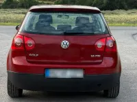 Gebraucht VW Golf V 104 PS (76 kW) 2004 Rot Kleinwagen
