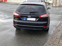 Gebraucht Ford Mondeo 140 PS (102 kW) 2013 Schwarz Kombi