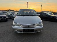 Gebraucht Hyundai Trajet GLS 140 PS (102 kW) 2006 Silber Van / Kleinbus