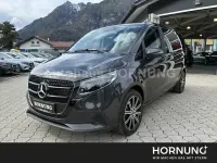 Gebraucht Mercedes V250 Style 190 PS (139 kW) 2026 Graphitgrau metallic Van / Kleinbus