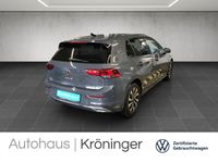 gebraucht VW Golf VIII ACTIVE 1.5 TSI AHK DiscoverMedia LED+ ACC RearView SideAssist AppConne