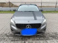 Gebraucht Mercedes A180 122 PS (89 kW) 2015 Grau Limousine