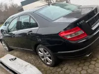 Gebraucht Mercedes C200 184 PS (135 kW) 2009 Schwarz Limousine