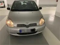Gebraucht Toyota Yaris 86 PS (63 kW) 2000 Silber Kleinwagen