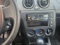 Gebraucht Ford Fiesta 60 PS (44 kW) 2005 Blau Kleinwagen