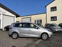 Gebraucht Renault Scénic III Initiale Paris 132 PS (97 kW) 2014 Silber Van / Kleinbus