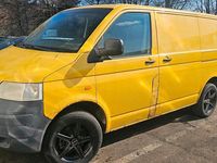 Second-hand VW Transporter 84 CP (61 kW) 2007 Galben Van