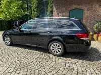Gebraucht Mercedes E250 204 PS (150 kW) 2014 Schwarz Kombi