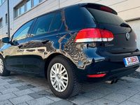 Gebraucht VW Golf VII 122 PS (89 kW) 2013 Schwarz Limousine