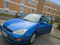Używany Ford Focus 102 KM (75 kW) 1999 Niebieski Hatchback