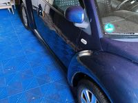 Usata VW Beetle 150 CV (110 kW) 2000 Blu Utilitaria