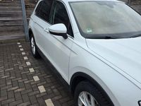 Gebraucht VW Tiguan Highline 150 PS (110 kW) 2017 Weiß SUV