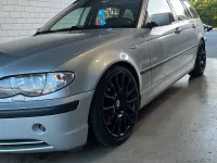 Gebraucht BMW 330 231 PS (169 kW) 2002 Silber Kombi