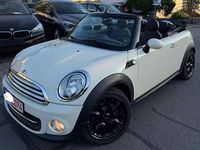 Gebraucht Mini Cooper Cabriolet 122 PS (89 kW) 2011 Pepper white Cabrio