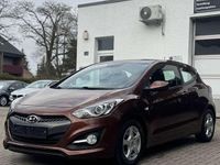 Gebraucht Hyundai i30 99 PS (72 kW) 2013 Hazel brown / met Coupé