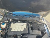 Gebraucht VW Passat 160 PS (117 kW) 2008 Grau Kleinwagen