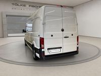 Gebraucht VW Crafter 177 PS (130 kW) 2024 Candyweiß Van