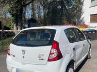 Gebraucht Dacia Sandero 75 PS (55 kW) 2008 Weiß Kleinwagen