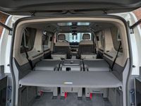 Second-hand VW Multivan Goal 150 CP (110 kW) 2025 Alb Monovolum