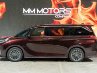 Gebraucht Lexus LM350h 250 PS (183 kW) 2025 Rot Van / Kleinbus