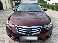 Gebraucht Honda Accord Executive 180 PS (132 kW) 2012 Rot Limousine