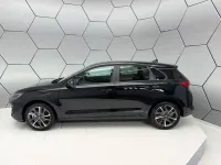 Neu Hyundai i30 GO! 97 PS (71 kW) 2025 Schwarz Limousine