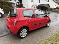 Gebraucht Renault Twingo 58 PS (42 kW) 2010 Rot Kleinwagen