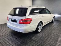 gebraucht Mercedes 300 Avantgarde+ACC+Bi-Xenon+Kam+Navi+Memory+BT