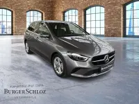 Gebraucht Mercedes B180 136 PS (100 kW) 2025 Metalliclack mountaingrau Kleinwagen