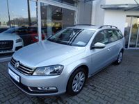 Gebraucht VW Passat Business 140 PS (102 kW) 2013 Silber metallic Kombi