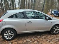 Gebraucht Opel Corsa Innovation 90 PS (66 kW) 2014 Silber Kleinwagen
