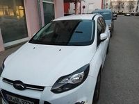 Gebraucht Ford Focus 125 PS (91 kW) 2013 Weiß Kombi