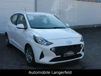 Usata Hyundai i10 Select 67 CV (49 kW) 2022 Bianco Utilitaria