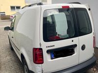 Second-hand VW Caddy 102 CP (75 kW) 2020 Alb Monovolum