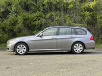 Gebraucht BMW 318 143 PS (105 kW) 2010 Spacegrau metallic Kombi