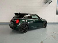 Second-hand Mini Cooper S 192 CP (141 kW) 2018 Verde Hatchback