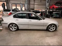 Gebraucht BMW 323 M Sport 170 PS (125 kW) 1998 Silber Limousine