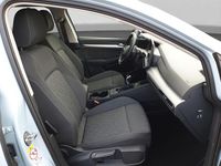 Gebraucht VW Golf VIII Life 116 PS (85 kW) 2025 Blau Kombi