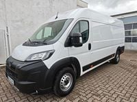 Gebraucht Peugeot Boxer 140 PS (102 kW) 2024 Weiß Van