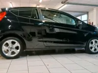 Gebraucht Ford Fiesta 96 PS (70 kW) 2009 Schwarz Kleinwagen