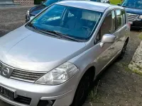 Gebraucht Nissan Tiida 110 PS (80 kW) 2008 Silber Kleinwagen