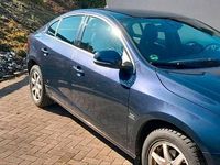 Gebraucht Volvo S60 163 PS (119 kW) 2012 Blau Limousine