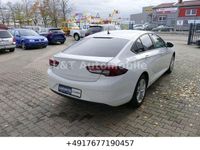 Gebraucht Opel Insignia Sport 136 PS (100 kW) 2018 Weiß Limousine